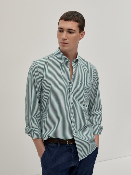Regular fit striped shirt