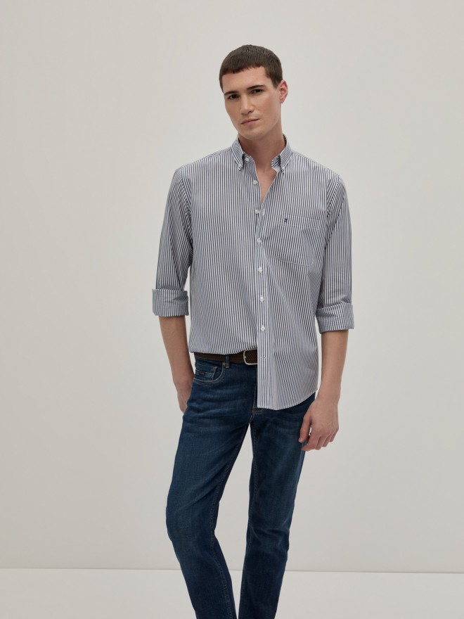 Regular fit striped shirt