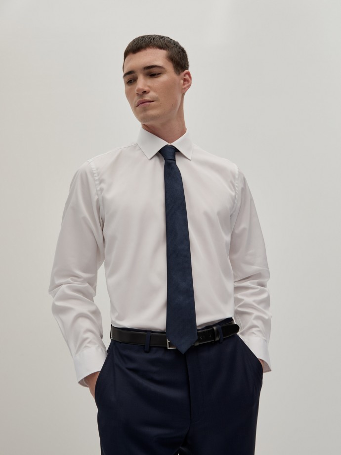Camisa clássica regular fit Camisa clássica regular fit