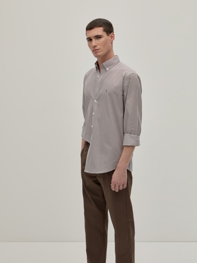 Regular fit shirt