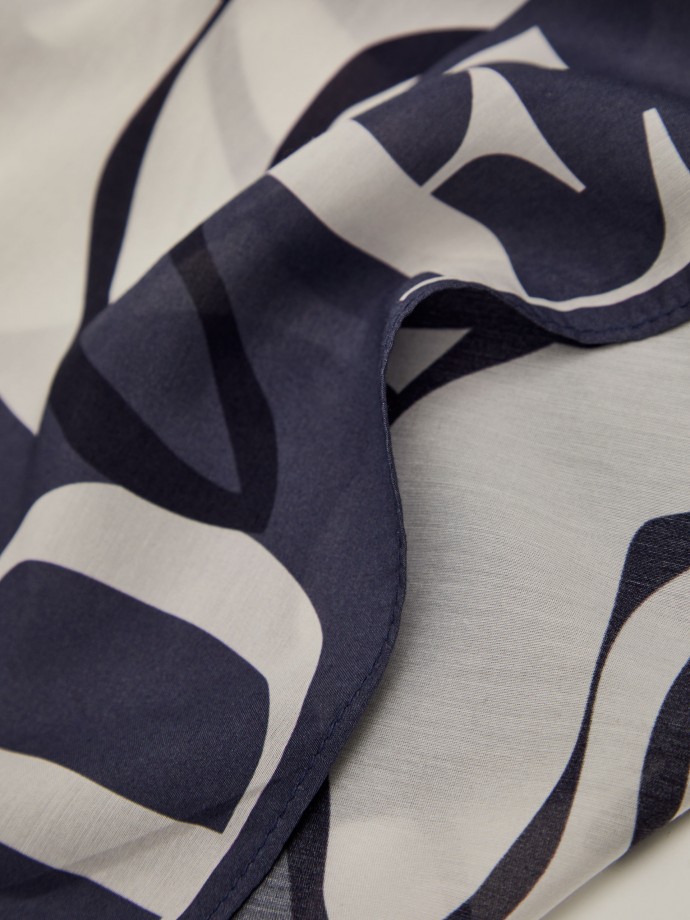 Bufanda con estampado