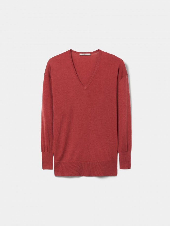 V-neck knitted sweater