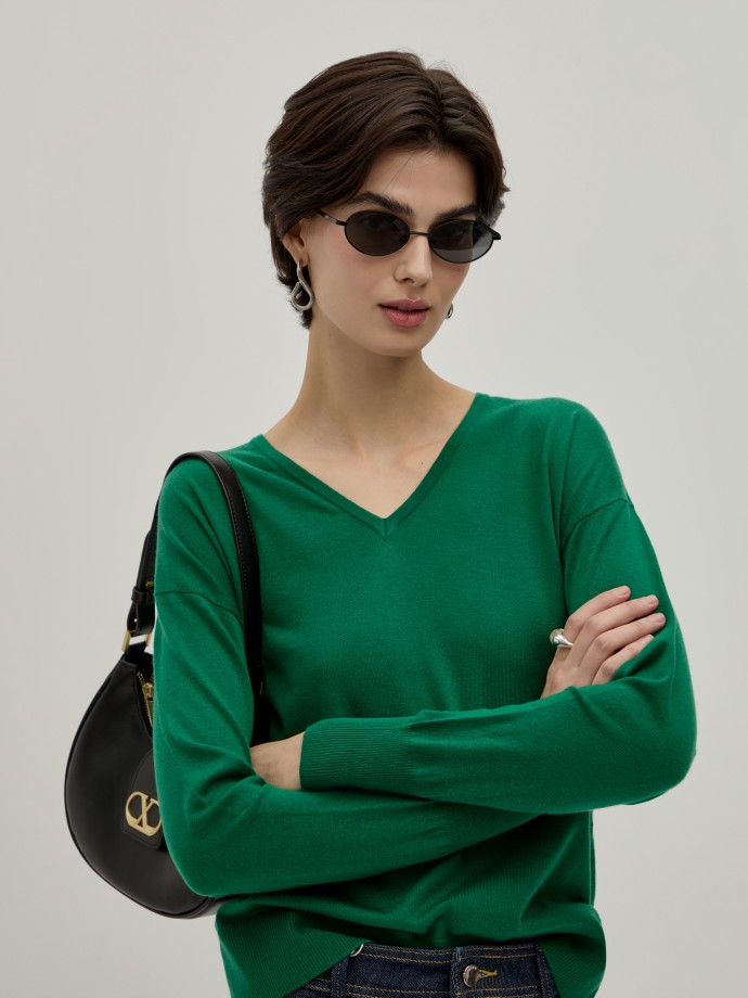 V-neck knitted sweater