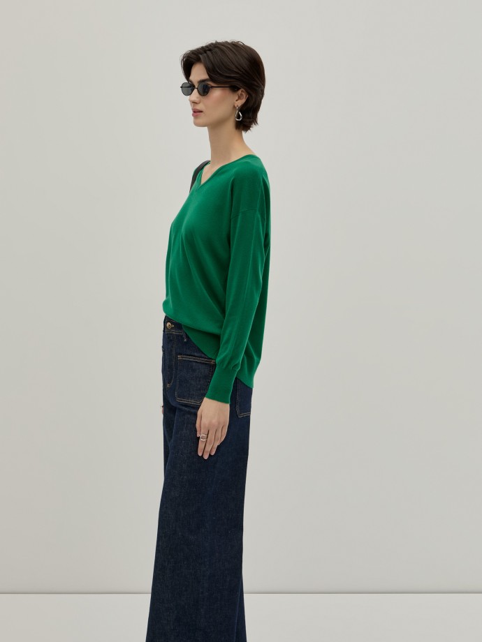 V-neck knitted sweater