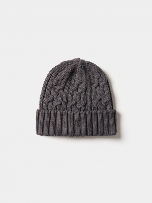 Gorro de punto tejido