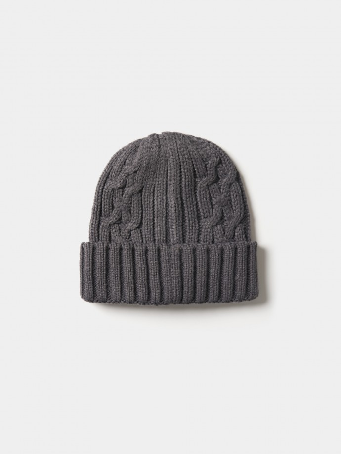Gorro de punto tejido