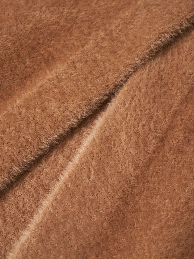 Raglan sleeves fur coat