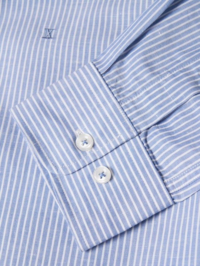 Slim fit striped shirt Slim fit striped shirt
