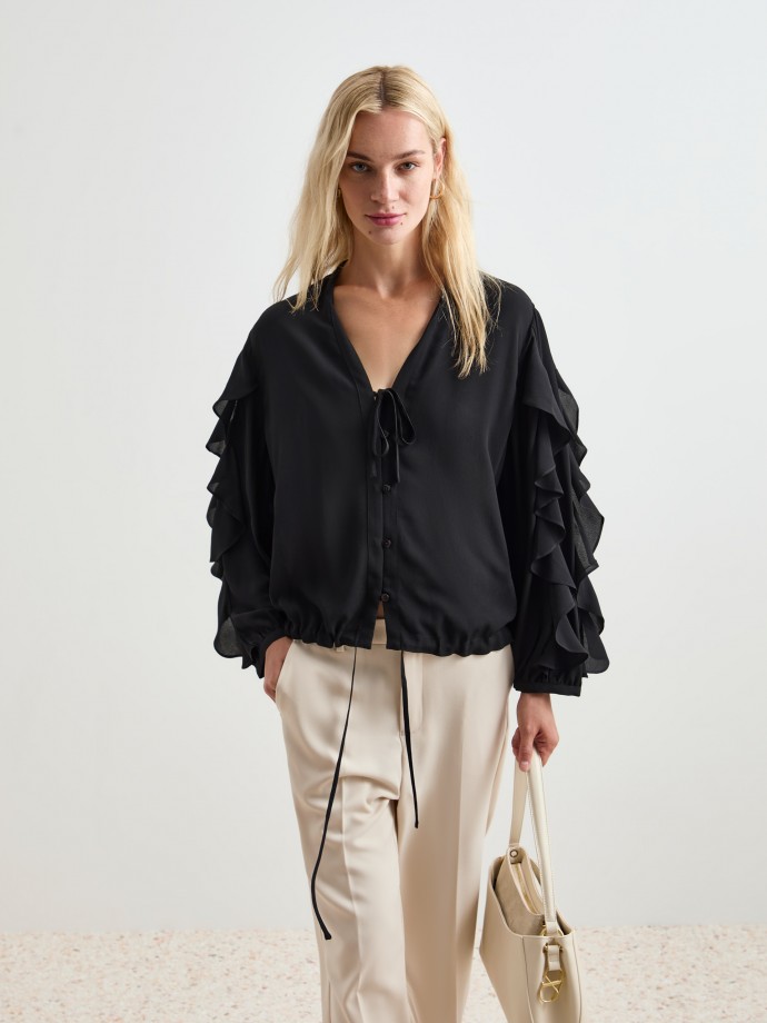 Blusa fluida com folhos