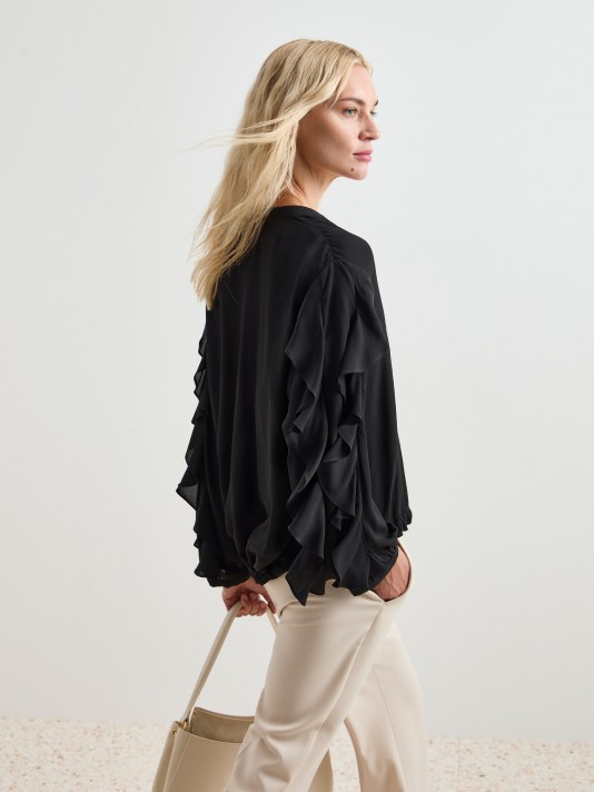 Blusa fluida com folhos