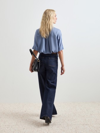 Pantalones vaqueros acampanados Pantalones vaqueros acampanados
