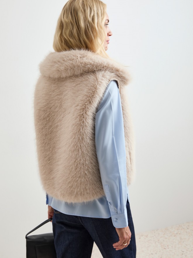 Fur vest Fur vest