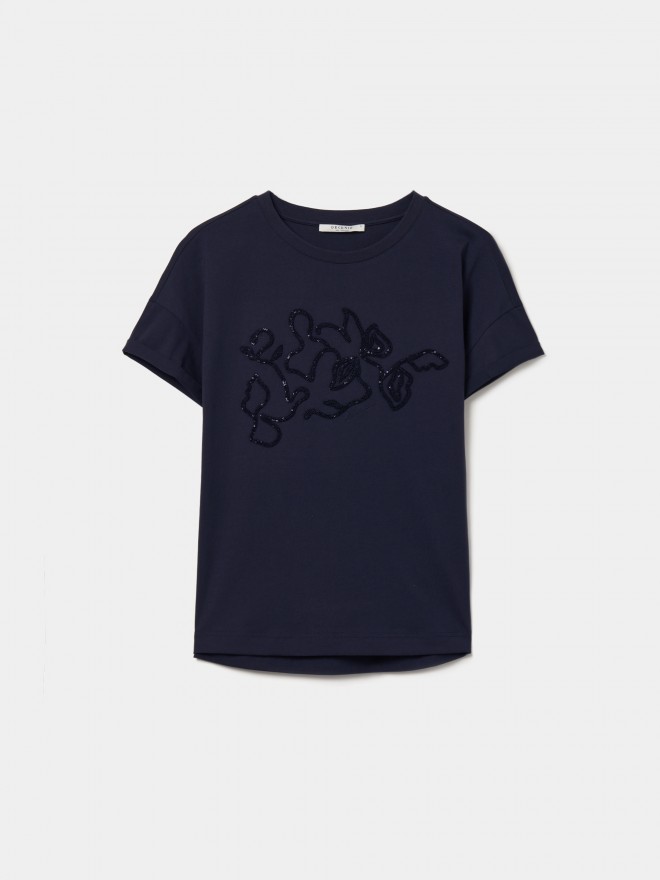 Camiseta con bordado