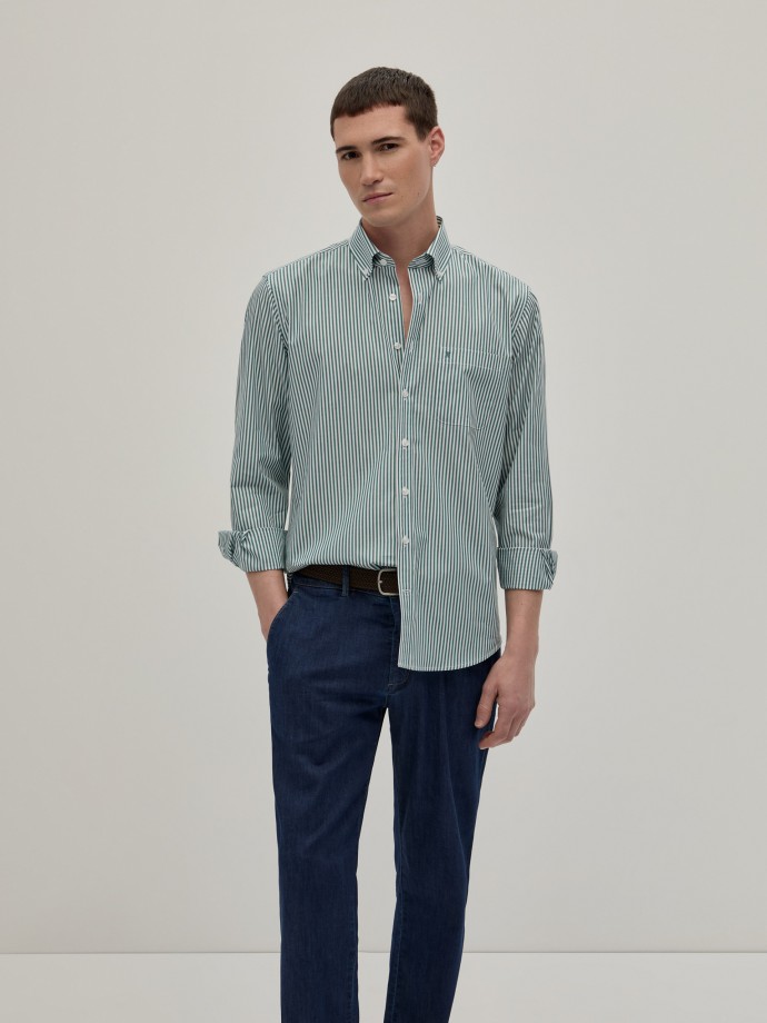 Regular fit striped shirt