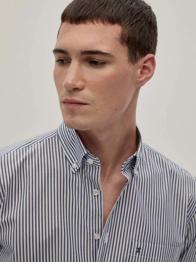 Regular fit striped shirt