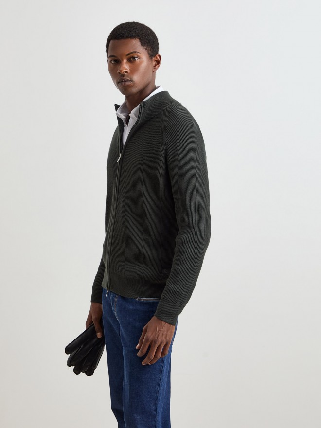 Knitted cardigan Knitted cardigan