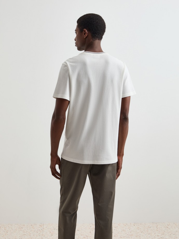 Textured mesh t-shirt