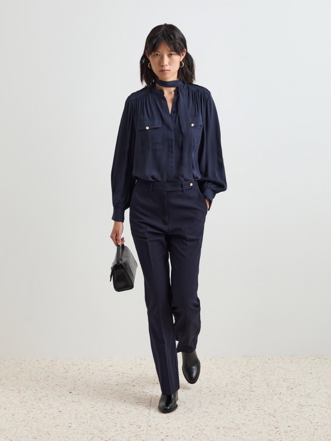 Calças chino bootcut Calças chino bootcut