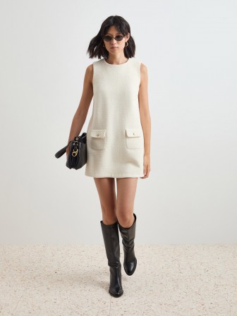 Vestido reto curto Vestido reto curto