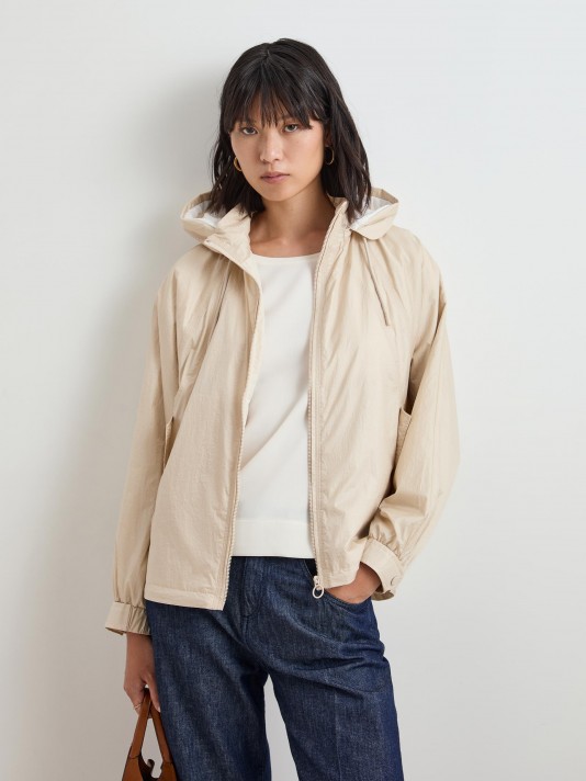 Short parka with hood