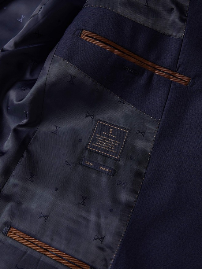Slim fit suit Slim fit suit