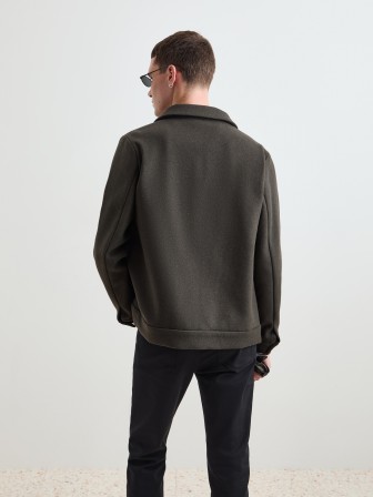 Coat in wool blend Coat in wool blend