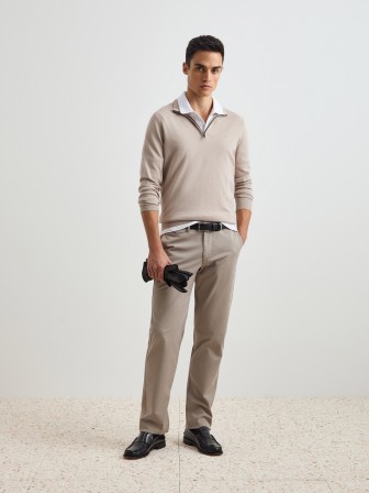 Sweater with zipper Sweater with zipper