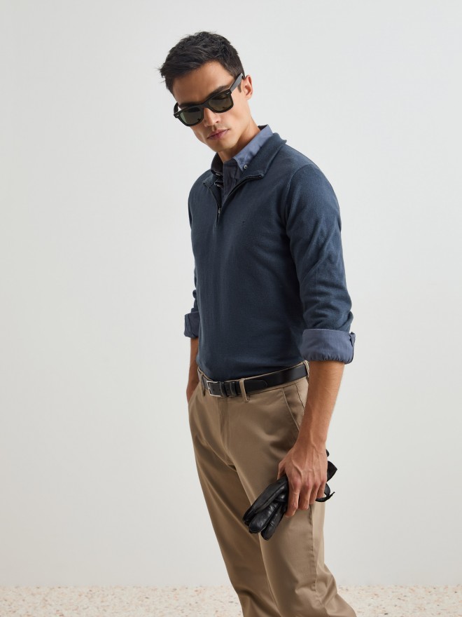 Camisola com fecho Camisola com fecho
