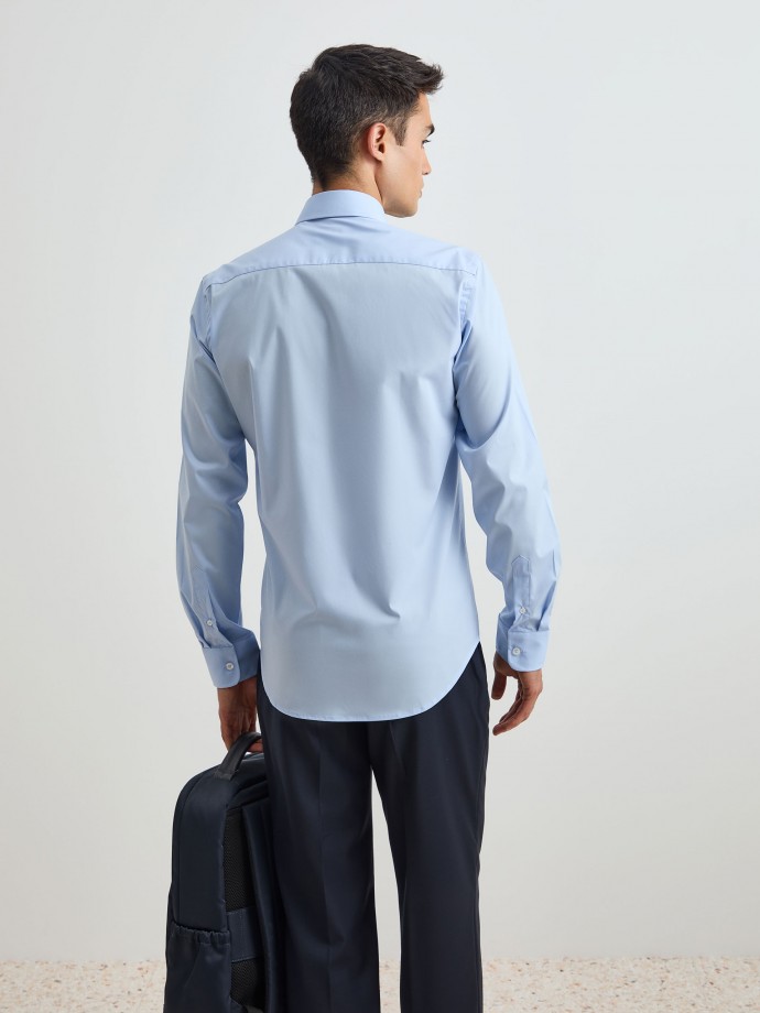 Classic slim fit shirt