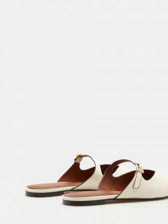 Flat sandals Flat sandals