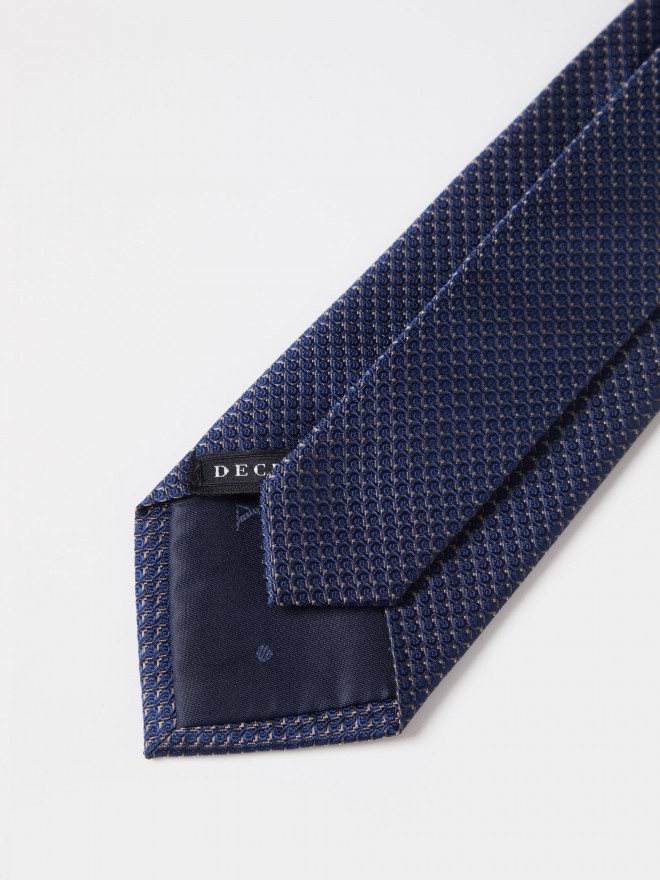 Silk tie Silk tie