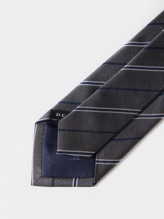 Silk tie Silk tie