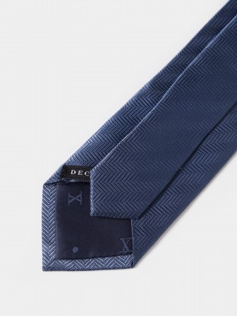 Silk tie Silk tie