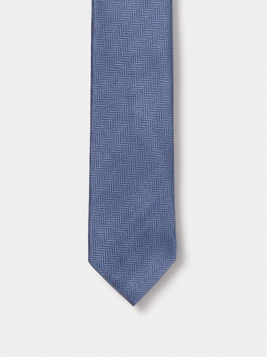 Silk tie