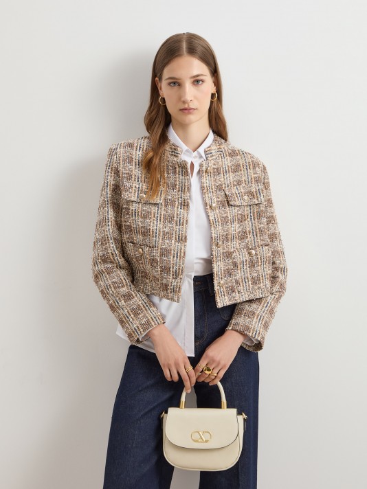 Short coat
