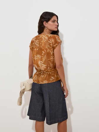 Blusa cruzada Blusa cruzada