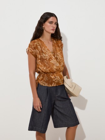 Blusa cruzada Blusa cruzada
