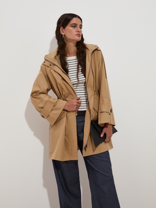 Parka with removable hood