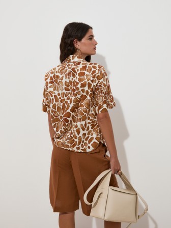 Shirt with floral print Shirt with floral print