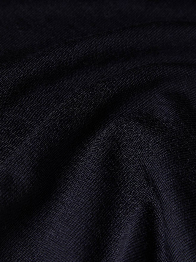 Camisola de gola alta em lã merino Camisola de gola alta em lã merino