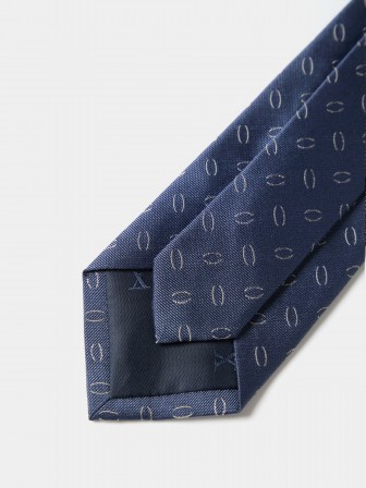 Micro-patterned tie Micro-patterned tie