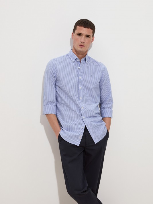 Slim fit striped shirt