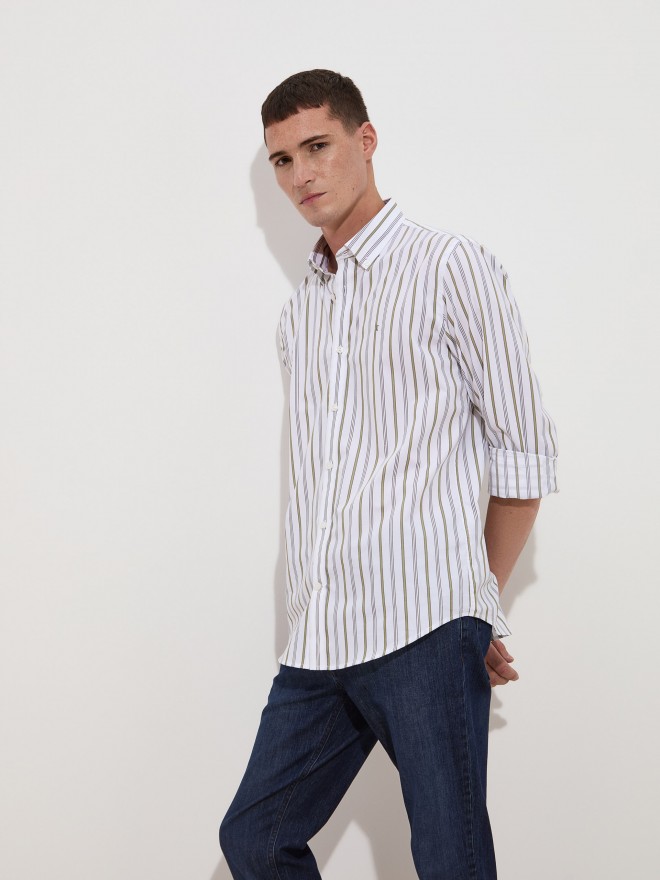 Regular fit shirt