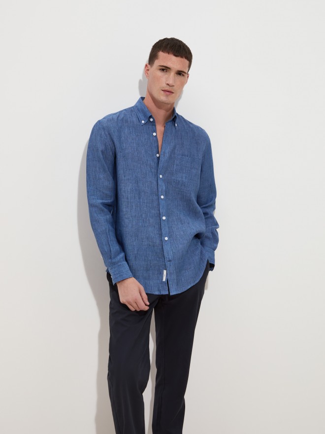 Camisa regular fit em linho Camisa regular fit em linho