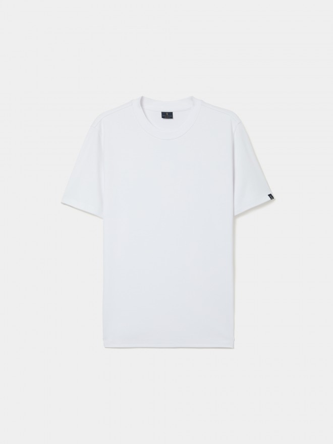 Basic short-sleeved T-shirt Basic short-sleeved T-shirt