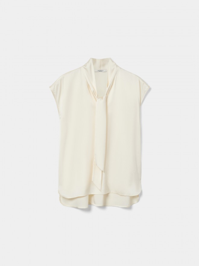Blusa holgada con lazo Blusa holgada con lazo