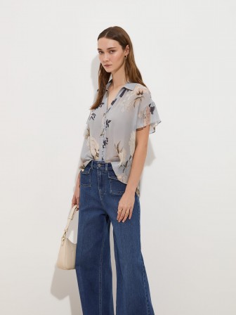 Blouse with floral print Blouse with floral print