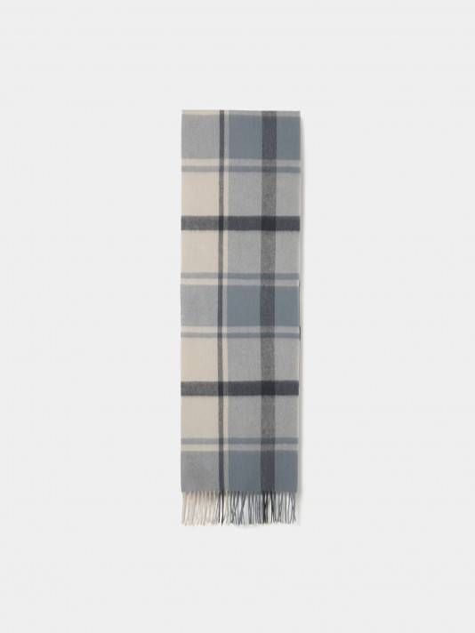 Wool scarf