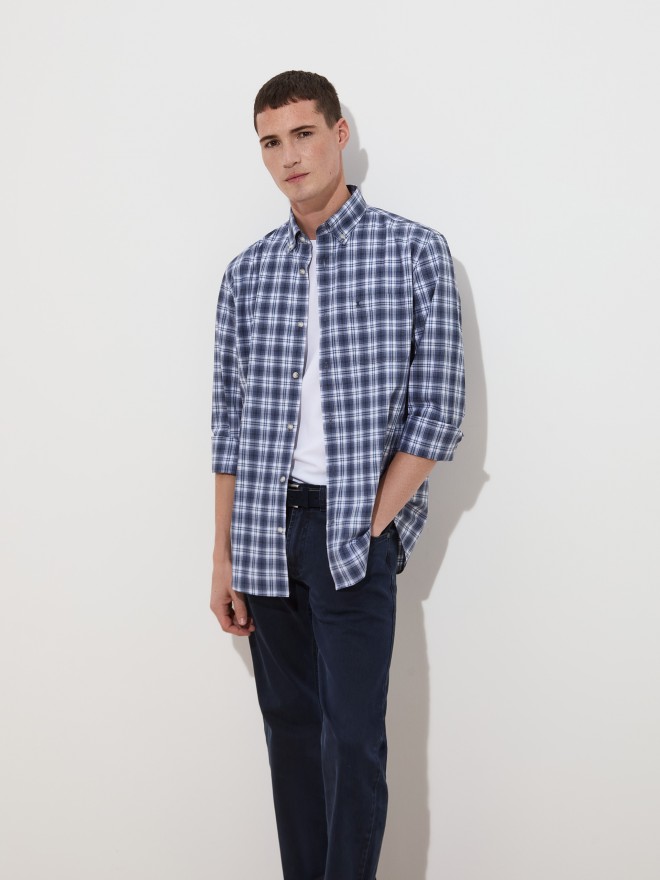 Camisa a cuadros de corte regular