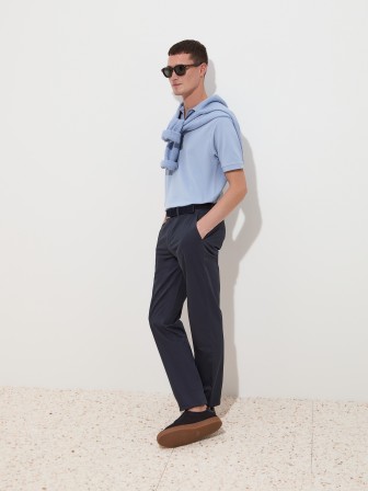 Pantalones chinos de corte regular Pantalones chinos de corte regular